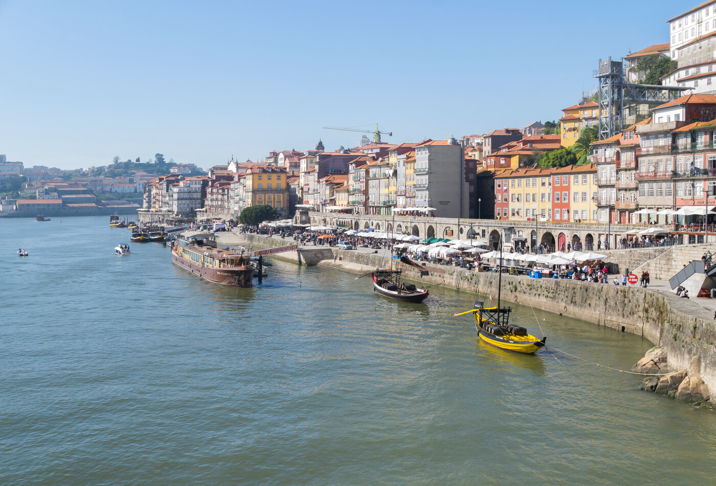 Porto Ribeira как база для north Portugal